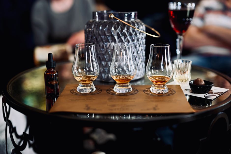 Whiskyglas: så väljer du rätt glas för doft och smak